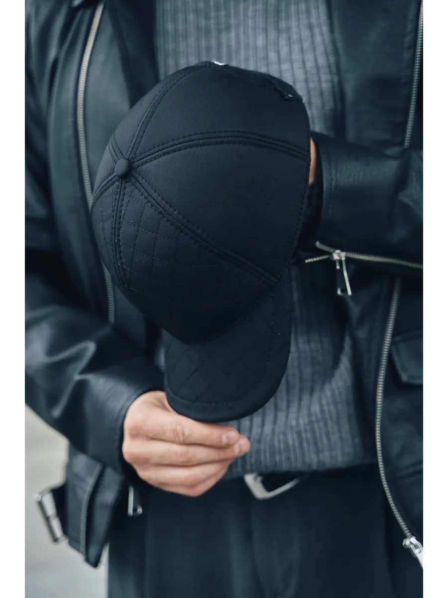 Кепка утепленная с ушками плащевка полустёганая