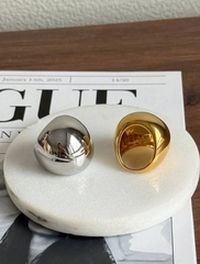 Кольцо крупное шар в стилистике POISON DROP