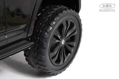 Toyota LAND CRUISER 300 4WD L999LL  (лицензионная модель)