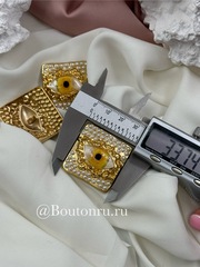 Пуговицы квадратные Скиап. с желтым глазом и жемчугом