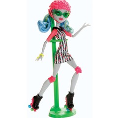 Гулия Йелпс. На роликах