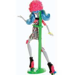 Гулия Йелпс. На роликах