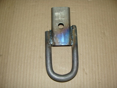 буксирная проушина УАЗ-3163 передняя левая