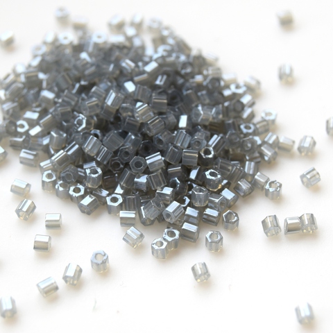 Бисер Тохо Hexagon 11/0 0150 серый перл