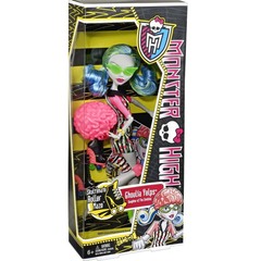 Гулия Йелпс. На роликах