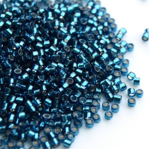 DBM-0608 Бисер цилиндрический Миюки делика 10/0 Голубой циркон прозрачный с серебристой линией внутри /Miyuki delica 10/0 Silver Lined Blue Zircon Dyed