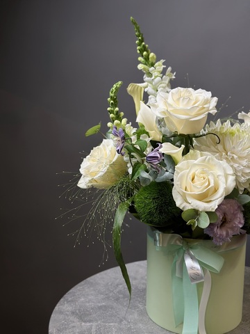 Цветы в коробке «Райский уголок»