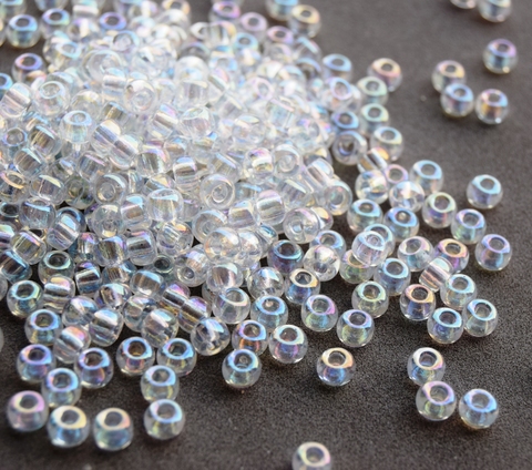 6/0 RR-0250 Transparent AB crystal