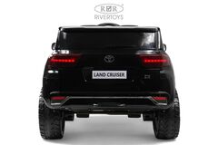 Toyota LAND CRUISER 300 4WD L999LL  (лицензионная модель)