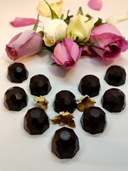 Шоколадные конфеты на пекмезе плодов рожкового дерева с Грецким орехом , 60 г