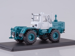 Tractor T-150K white-green 1:43 Start Scale Models (SSM)