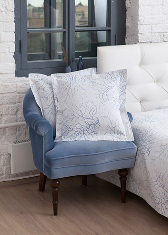 Наволочка декоративная 47x47 Luxberry Coral бело-голубая