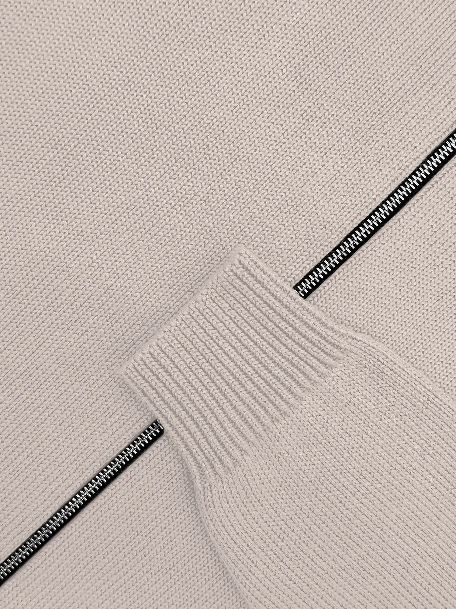 Толстовка на замке из шелка