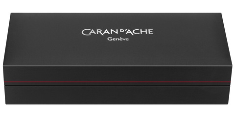 Ручка перьевая Caran d'Ache Ecridor Milanese Mesh PP, F (958.335)