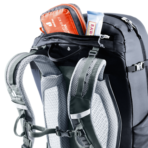 Картинка рюкзак туристический Deuter Trail Pro 33 Black-Shale - 11