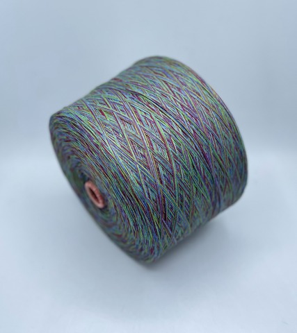 Авторская смотка, 242м, Шерсть/Полиамид/Вискоза/Остальные волокна/Кашемир/Меринос, Ягодная поляна, 37324