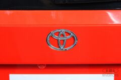 Toyota LAND CRUISER 300 4WD L999LL  (лицензионная модель)
