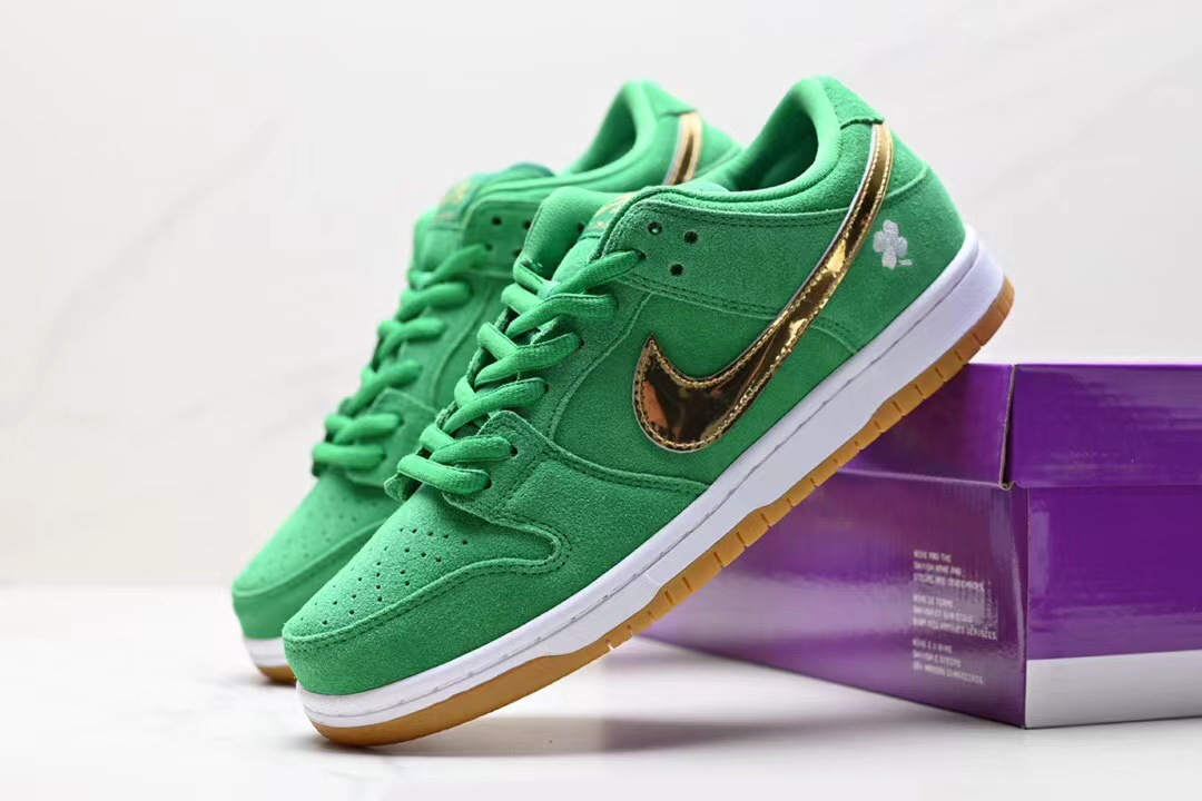 Nike sb dunk st patrick's day hot sale