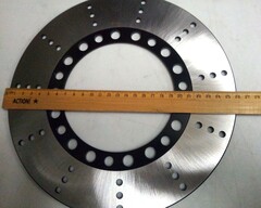 Передний тормозной диск на Kawasaki Z 400 / Z 550 / Z 650  / VN 700 / Z 750