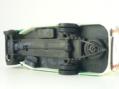 KAVZ-3270 Bus white-green Kompanion 1:43