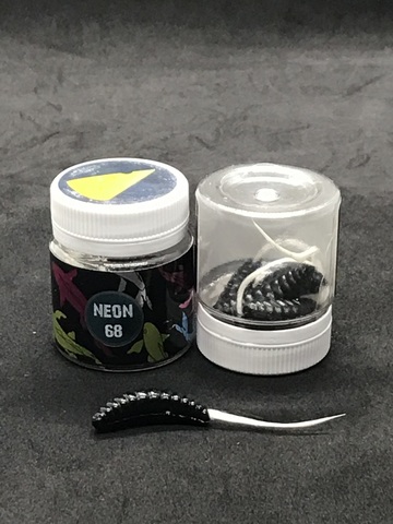 NEON 68 Maggot fly 33 мм (6 шт) черный белый продажа от 2 шт.