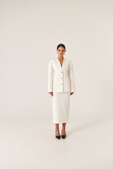 Пиджак облегающий