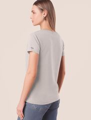 Футболка из премиального хлопка с V-образным вырезом  D49.109 (123668)