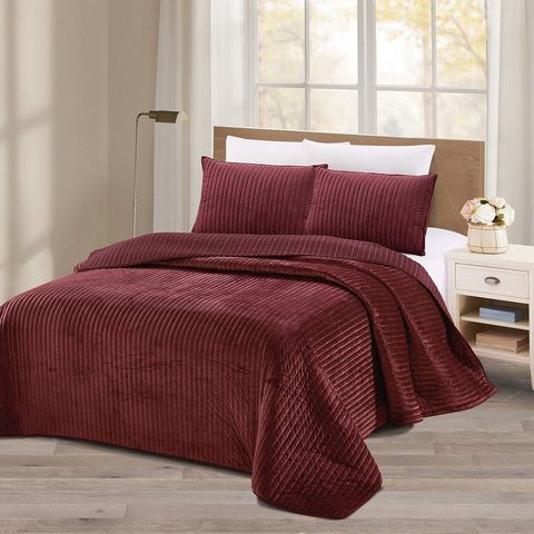 Покрывало 230х250 и 2 наволочки Sofi De MarkO Вельмонт бордовое