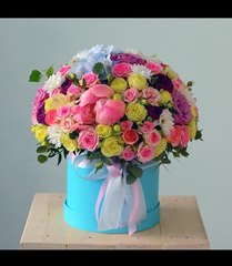 Тубус с пионами и куст.розой