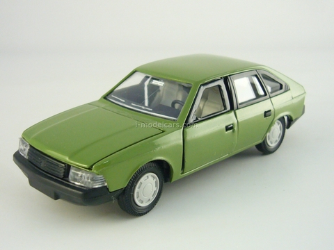 Moskvich-2141 green 1:43 Agat Mossar Tantal