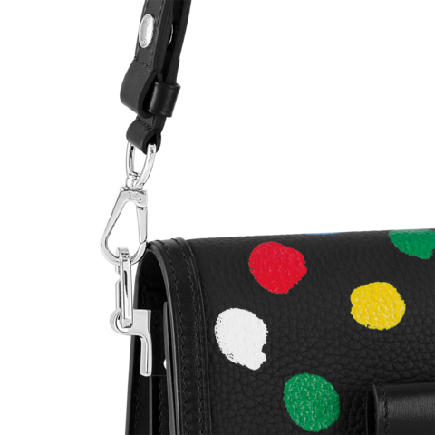 Сумка Louis Vuitton LV x YK Dauphine Mini черный