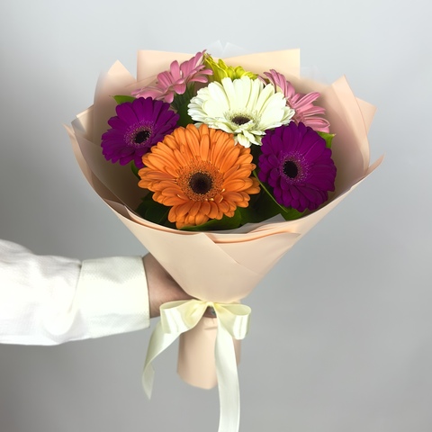 Букет цветов из 7 гербер микс