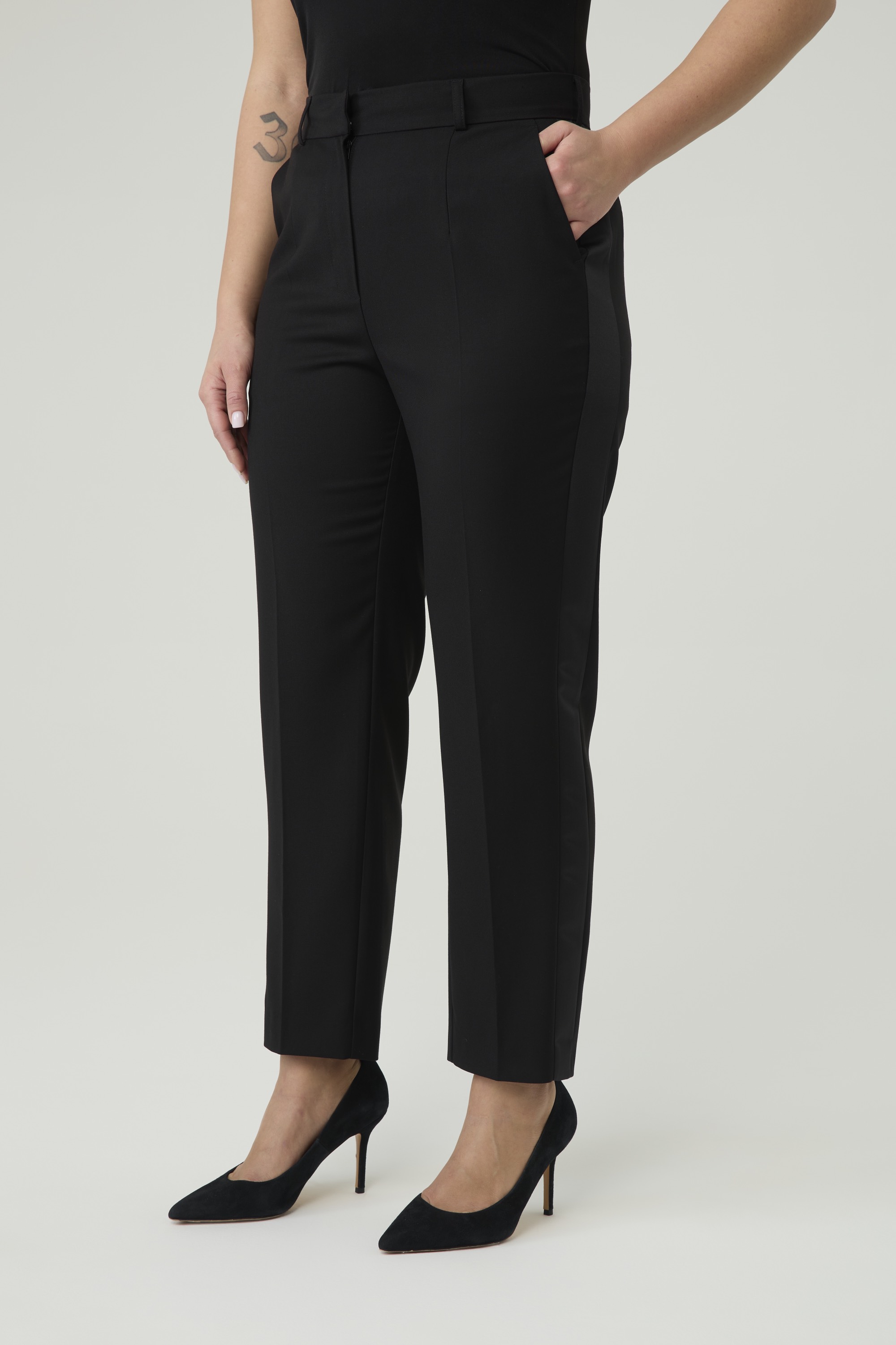 Брюки классические с лампасами, черный