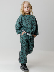 брюки  для девочки  КР 400887/темно-зеленый 5410 Н094 к666