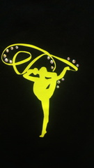 Футболка с аппликацией и стразами