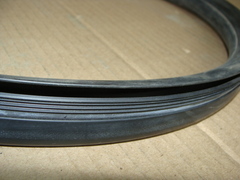 Уплотнение стекла двери задка УАЗ-3160/63  УАЗ-ПИКАП задка кабины