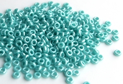 Toho Demi Round 8/0 цвет 0132 Opaque Lustered Turquoise