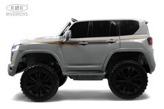 Toyota LAND CRUISER 300 4WD L999LL  (лицензионная модель)