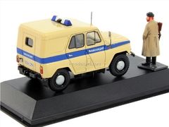 UAZ-31512 Police movie Peculiarities of National Hunting with figure Kuzmich 1:43 ICV048