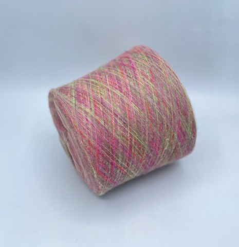 Бобинная пряжа,2200м,Pannetto multicilor, 65% Меринос, 35%Полиамид,Цветочная поляна,37071