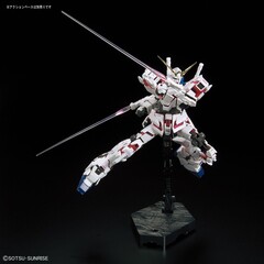 Mobile Suit Gundam Unicorn. RX-0 Unicorn Gundam 1/144 (RG) (сборная модель)