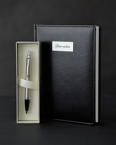 Набор с гравировкой: Ежедневник и Шариковая ручка Parker IM Stainless Steel CT123