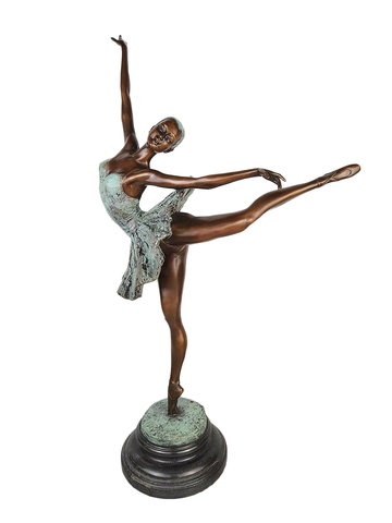 Скульптура из бронзы с патиной Балерина