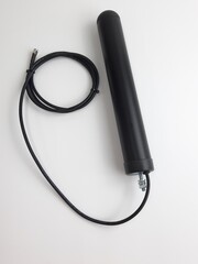 Триада-994 SOTA/antenna.ru. Антенна 3G/1800/900МГц с большим усилением всенаправленная врезная