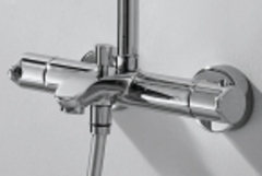 ДУШЕВАЯ КОЛОННА С ТЕРМОСТАТИЧЕСКИМ СМЕСИТЕЛЕМ И ВЕРХНИМ ДУШЕМ F639114C-A2-RUS