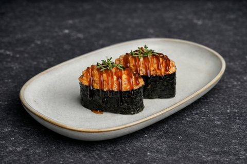 Гунканы с лососем (2 шт)