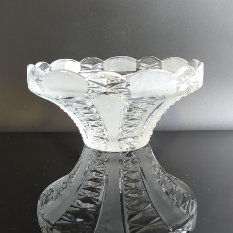 Ваза конфетница, фруктовница хрустальная, алмазная грань, геометрический орнамент, матовый хрусталь, винтаж СССР 1970-1990 гг