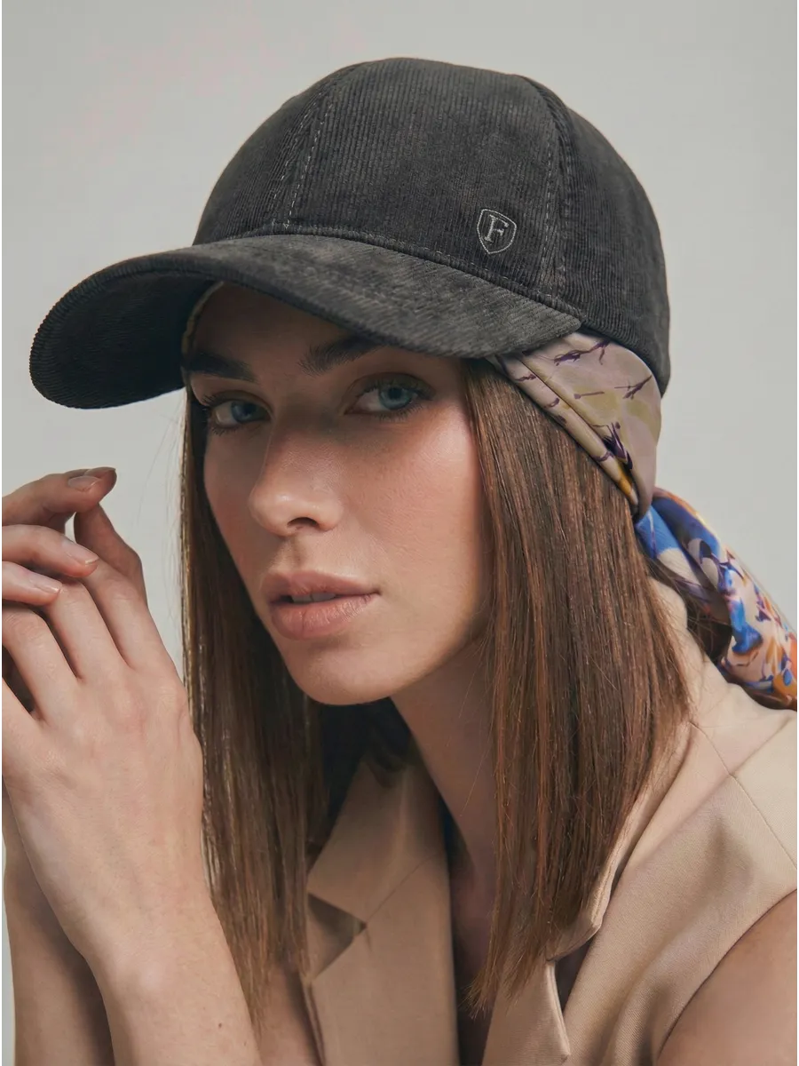 Бейсболка летняя вельвет весенняя