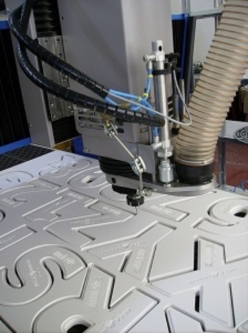 Портальный фрезерный обрабатывающий центр с ЧПУ MecaEASY-0507-200-BASE