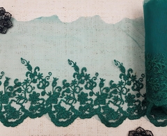 Вышивка на сетке, ш. 16 см, зелёный